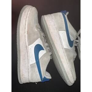 NIKE AIR FORCE 1 LV8 SNEAKERS KIDS BOYS GIRLS 4Y BLUE SWOOSH